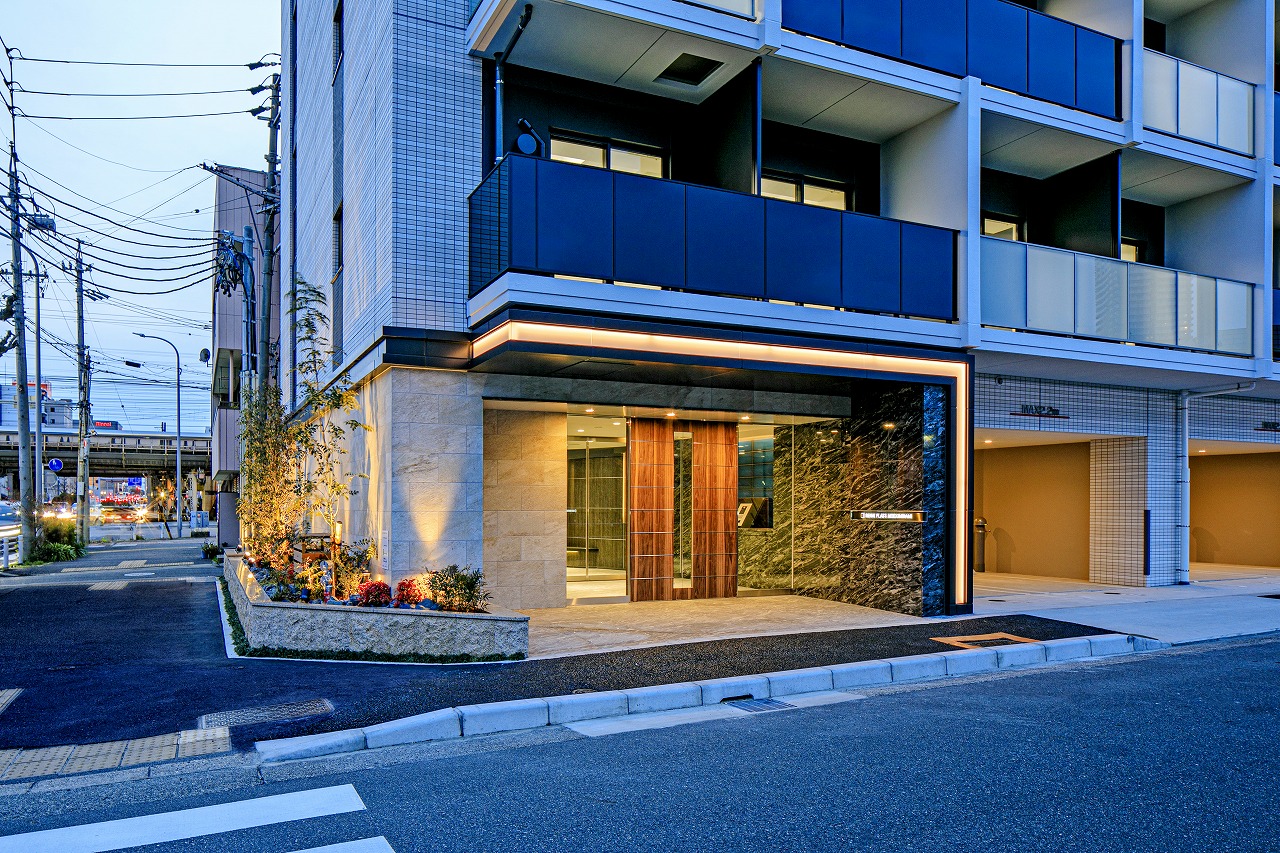 RENAI FLATS MEIEKIMINAMI